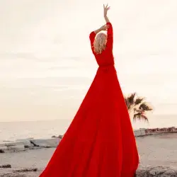 Womens second-hand dresses - a wide selection of the most fashionable clothing